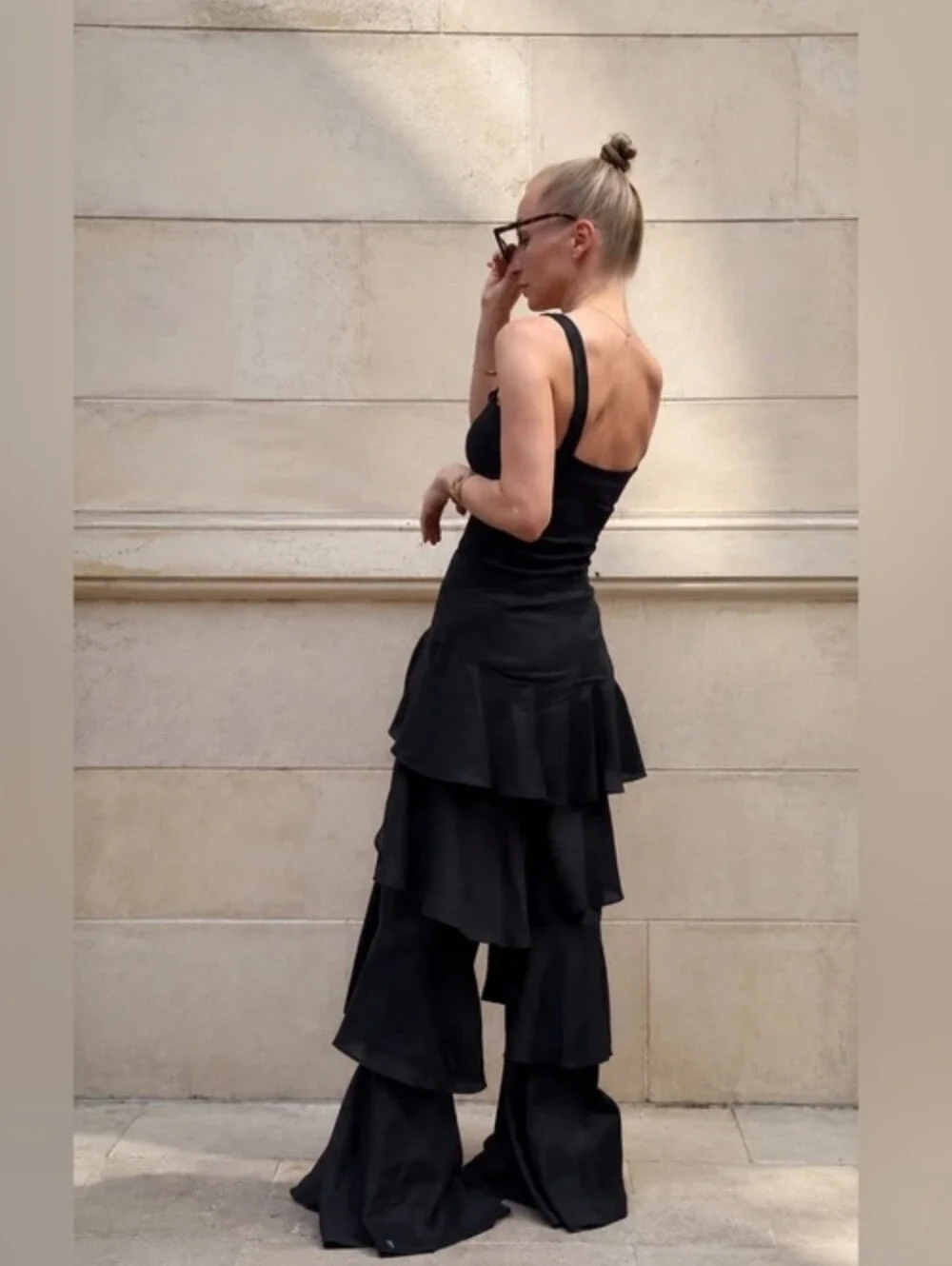 Zara Ruffled Pants Flowy Ramie  Black Size XS